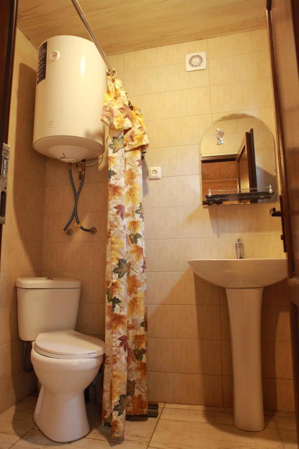 Cottage Woodside 메스티아 외부 사진