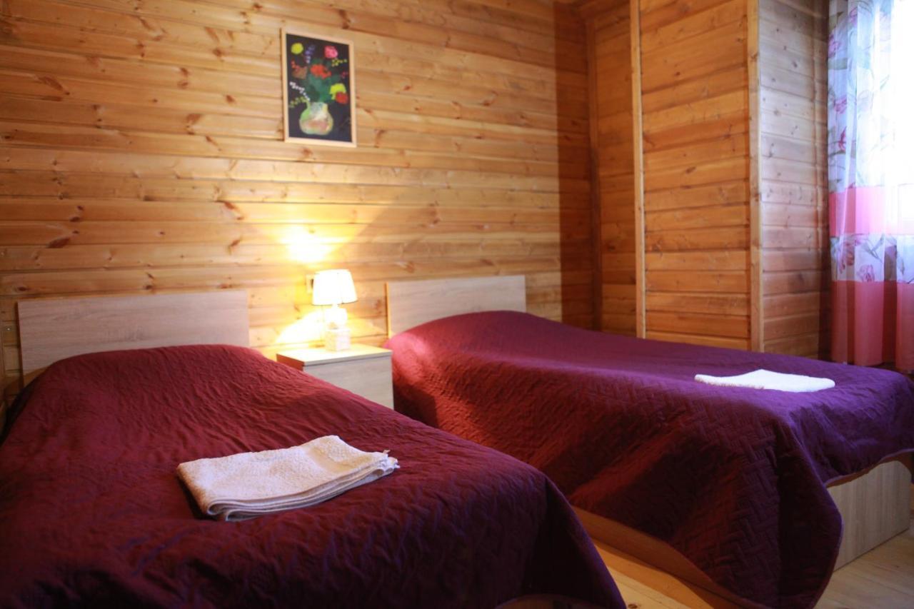 Cottage Woodside 메스티아 외부 사진