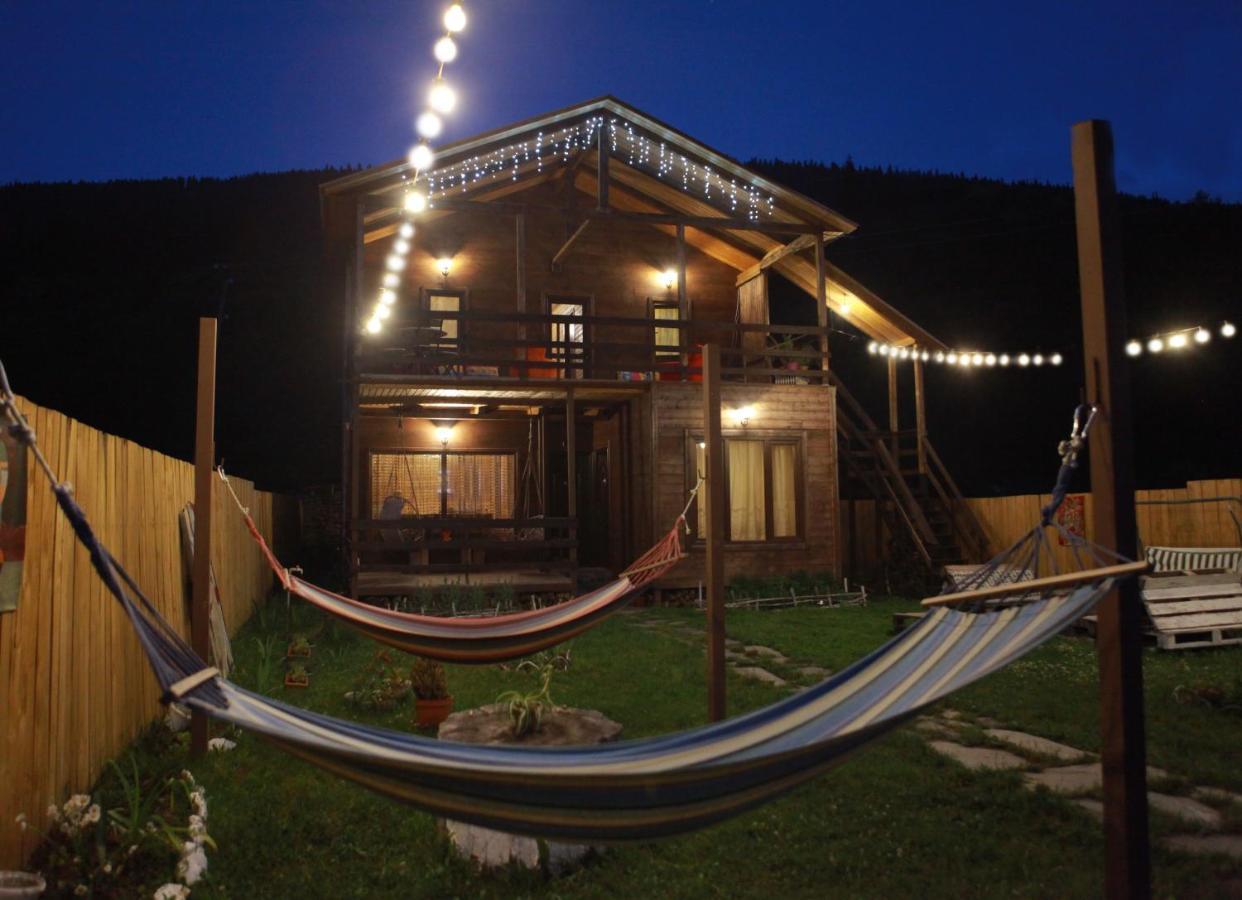 Cottage Woodside 메스티아 외부 사진
